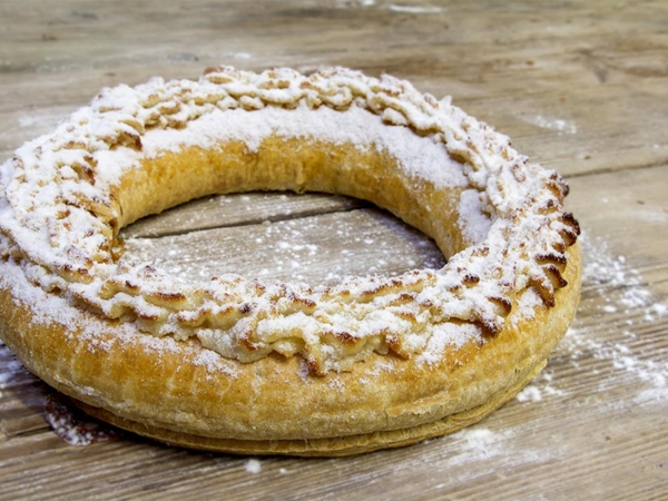 Amandelkrans met spijs